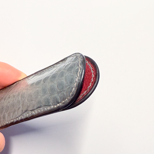 Alligator Pen Sleeve