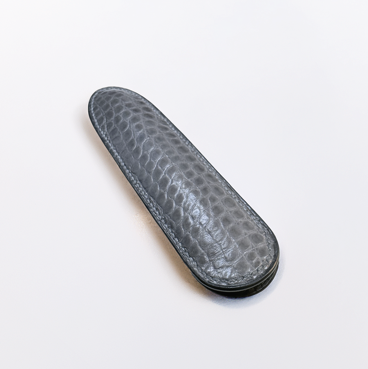 Alligator Pen Sleeve